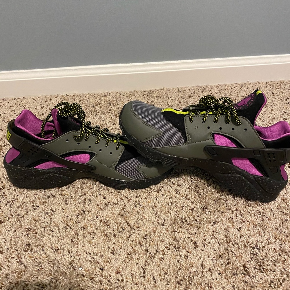Nike AIR HUARACHE RUN